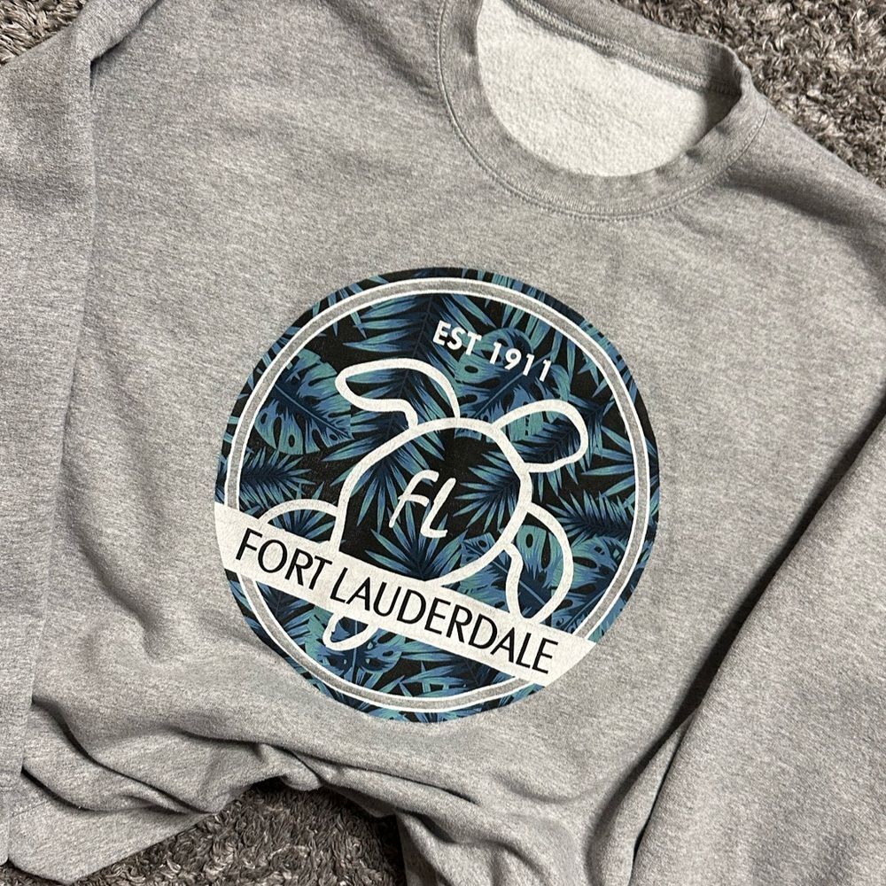 2000s Fort Lauderdale Florida Crewneck